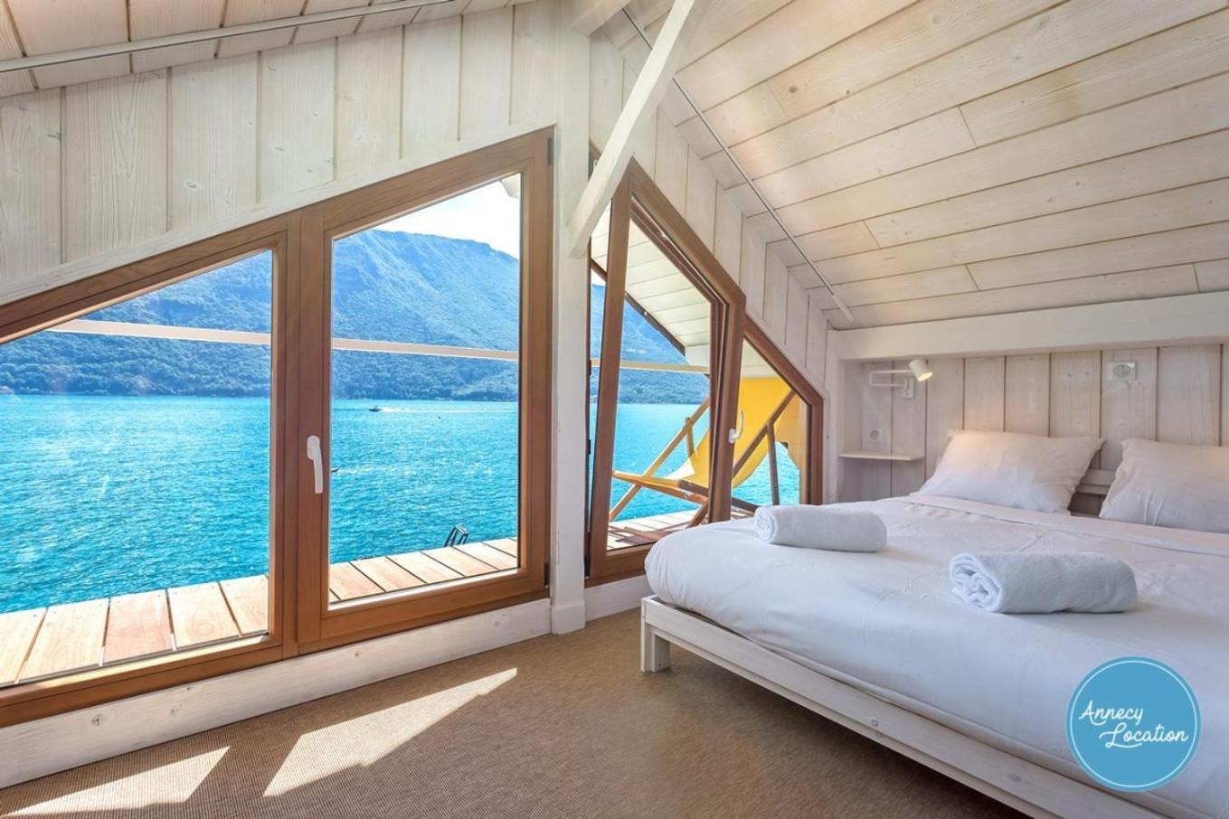 Chalet Coquillage Waterfront Escape On Lake Doussard Exterior photo