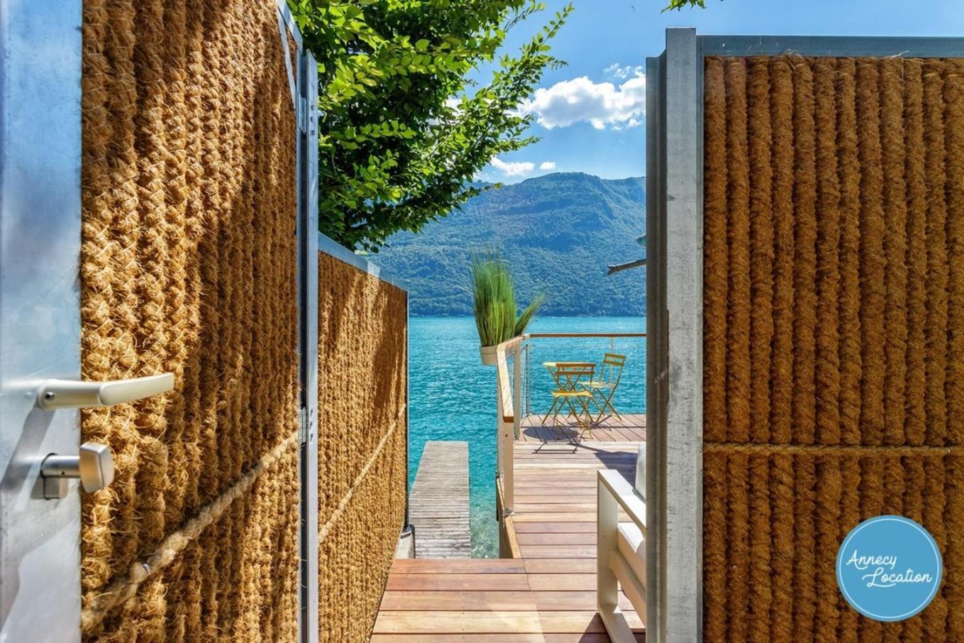 Chalet Coquillage Waterfront Escape On Lake Doussard Exterior photo